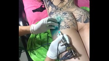 Hình Xăm Kín Người Gợi Cảm Của Cô Gái Việt
