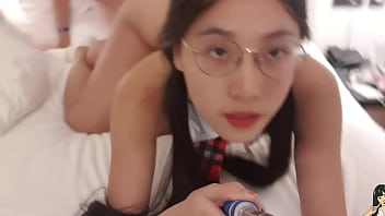 Lưu Nguyệt Tháng Sáu Bị đâm Nát Bởi Cặc Khổng Lồ