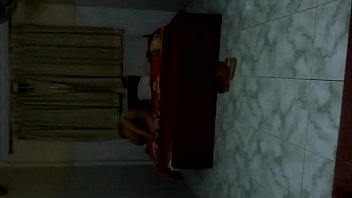 Đêm Hội Tan, Em đưa Anh Về Nhà Và Cùng Nhau Khám Phá Những Khoái Cảm Nồng Cháy