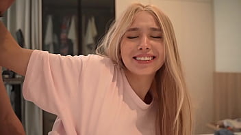 Lòng Mẹ Lo âu, Sợ Rằng ở Bên Bạn Trai Sẽ Xảy Ra Chuyện Gì đó Nóng Bỏng Và đầy Cám Dỗ