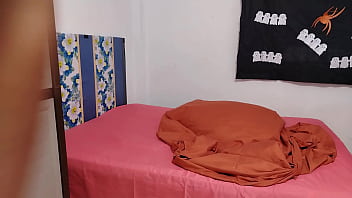 Bố Bỏ Con Trai Riêng ở Nhà Với Mẹ Kế Vú To đít Bự Trong đêm Halloween
